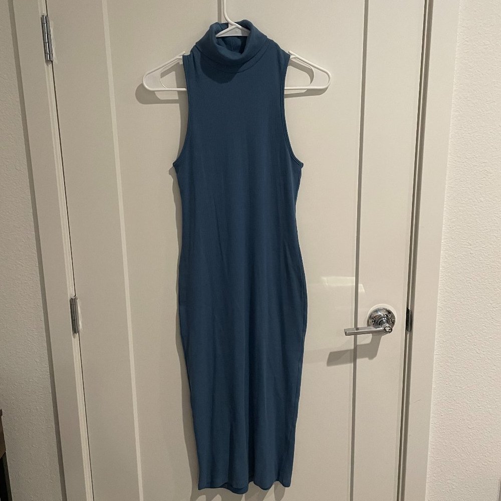Zara Ribbed bodycon turtleneck midi dress - size M